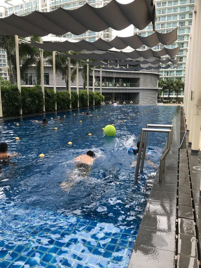 מנילה Azure Condo Resort Paranaque Bldg Maldives מראה חיצוני תמונה